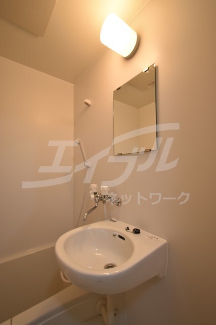 第8東昌ハイツB棟の物件内観写真