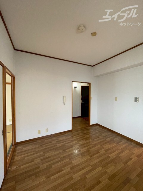 麻田レインボーハイツの物件内観写真