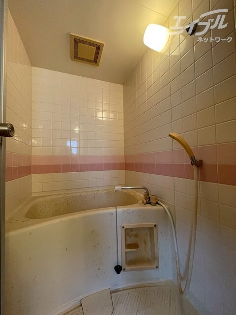 麻田レインボーハイツの物件内観写真