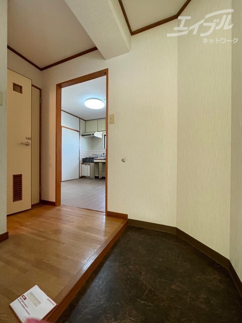 麻田レインボーハイツの物件内観写真