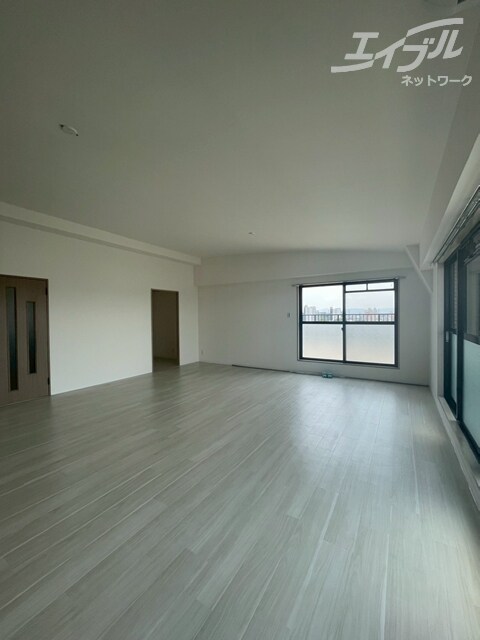 ロイヤルオータムの物件内観写真