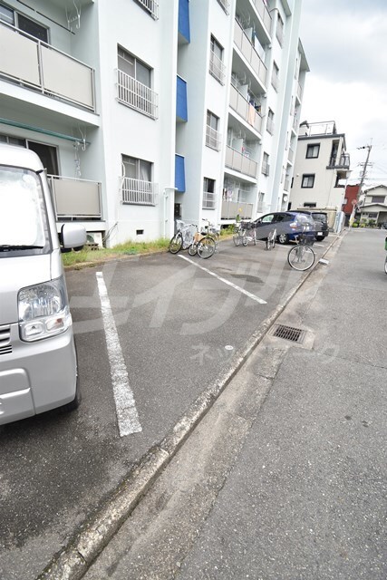 大建コーポ千里丘B棟の物件外観写真