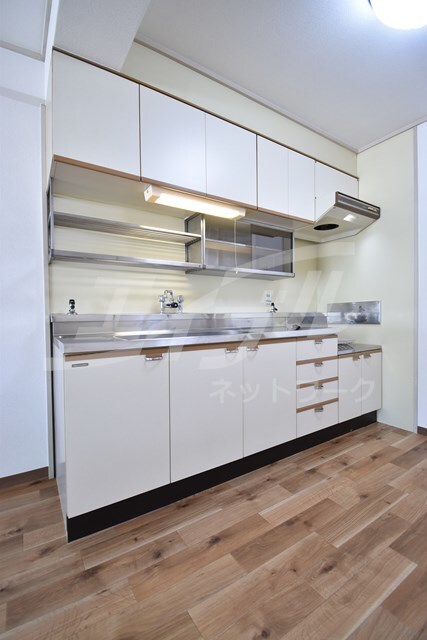 サンハイム杉林の物件内観写真