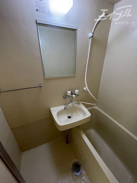 カントリー青葉ハイツの物件内観写真