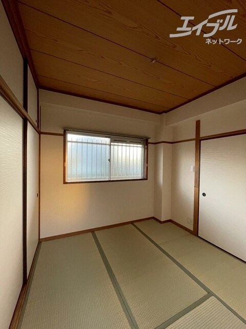 谷川第2マンションの物件内観写真