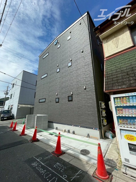 LINOメゾン岸部南の物件外観写真