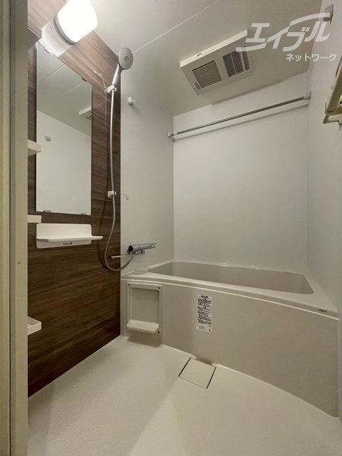 セレニテ江坂エクラの物件内観写真