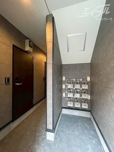 Emia千里丘の物件外観写真