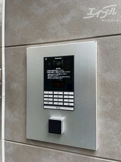 Emia千里丘の物件外観写真