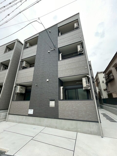 Emia千里丘の物件外観写真