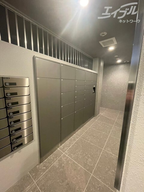 アーバンパーク淡路の物件外観写真