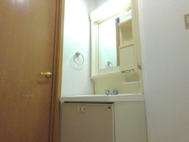 プリメーロ西条の物件内観写真