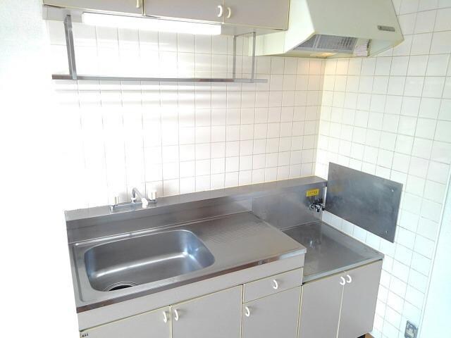 プリメーロ西条の物件内観写真