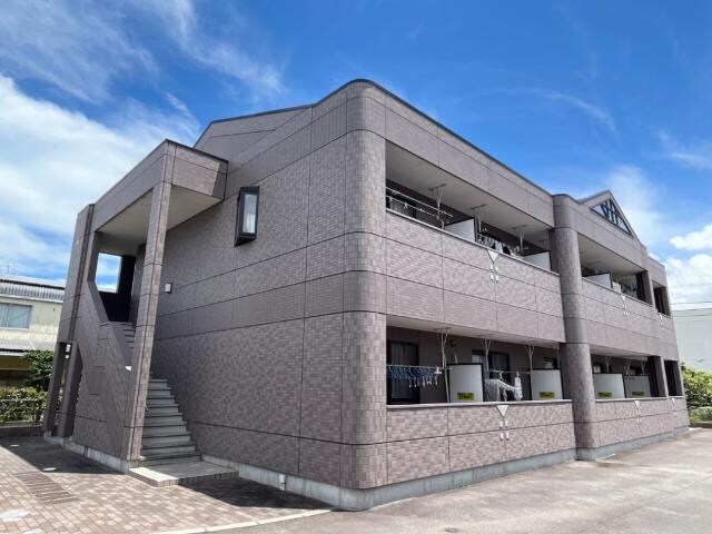 プランドールの物件外観写真