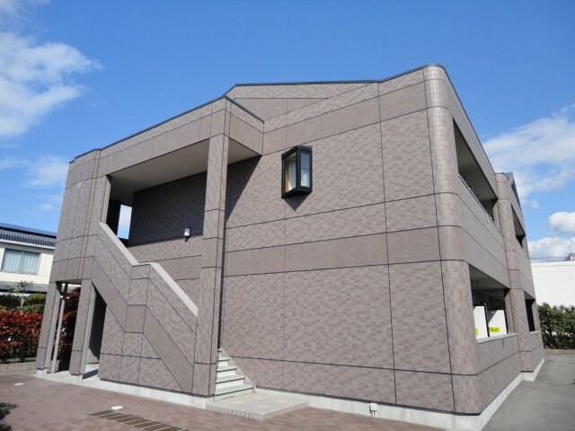 プランドールの物件外観写真