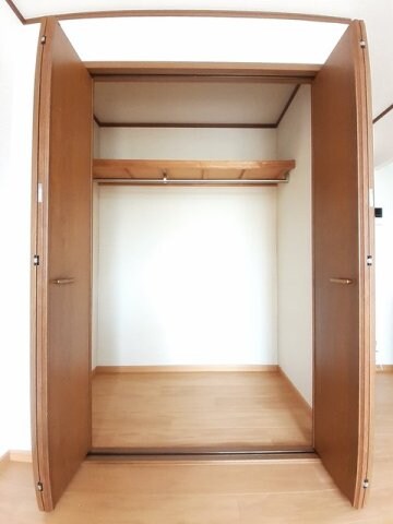 フォレスタ・Ｔ２の物件内観写真