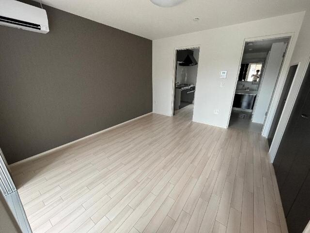 シャイン・ウェストの物件内観写真