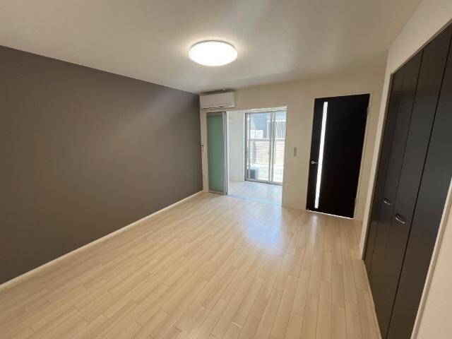 シャイン・ウェストの物件内観写真