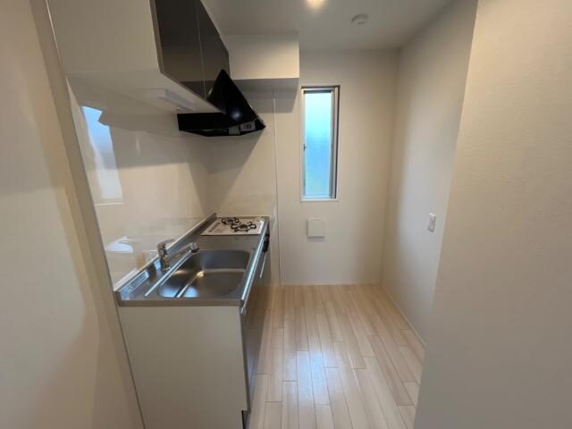 シャイン・ウェストの物件内観写真