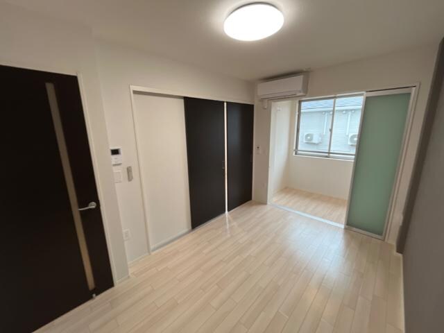 シャイン・ウェストの物件内観写真