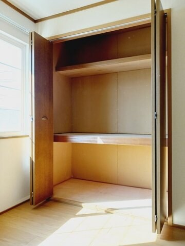 ウエストコート　Ａの物件内観写真