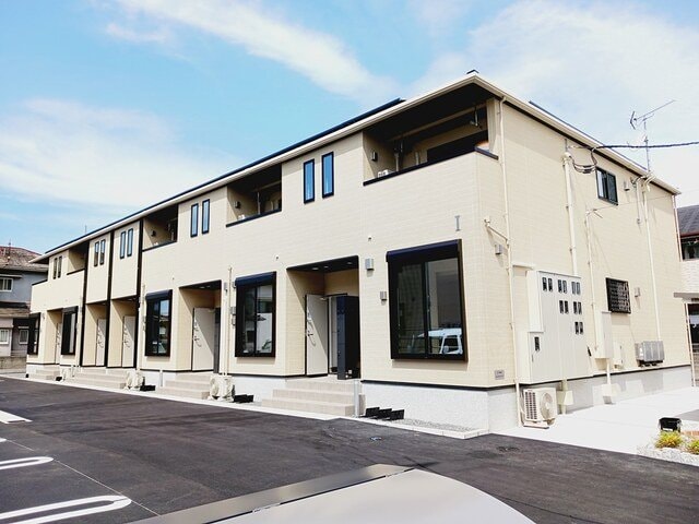 ポプラⅠの物件外観写真