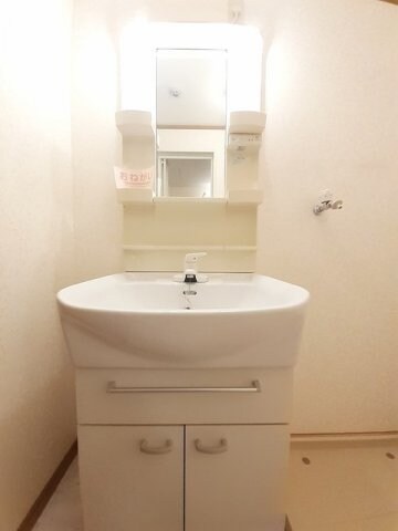 アルカンシエル・オーブの物件内観写真