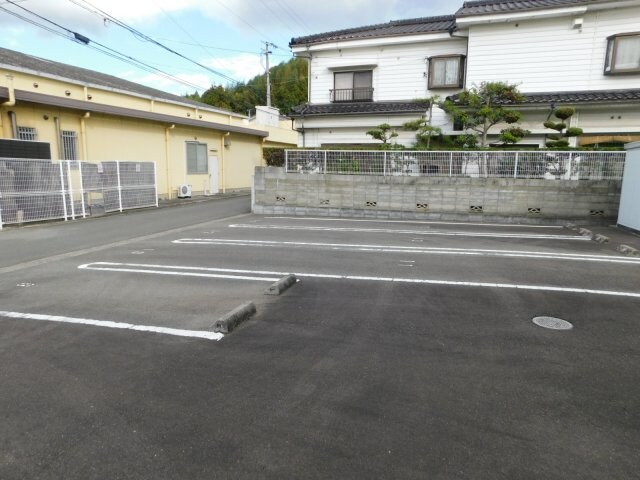 シャトレー・ワタナベ内宮の物件外観写真