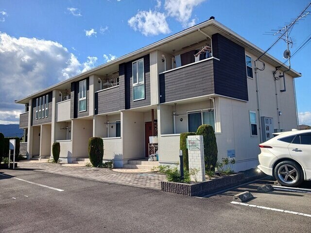 ドミール・ベガの物件外観写真