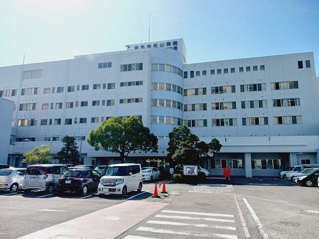 ファミリーハイツの物件外観写真