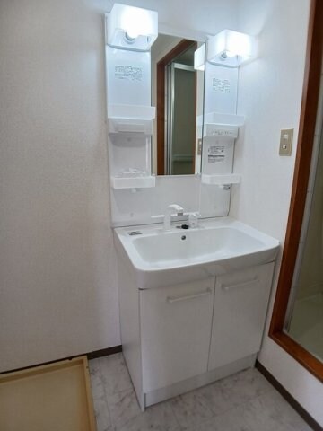 ファミリーハイツの物件内観写真