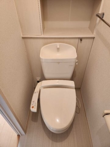 Y．サイレント　ヴィラージュの物件内観写真