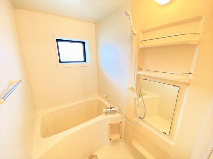 ハイカムール鴨川の物件内観写真