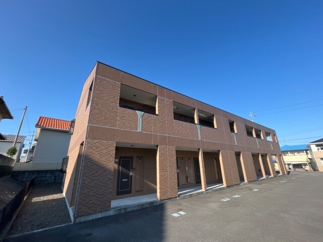 ロイヤルハイツ・ＩＹＯの物件外観写真