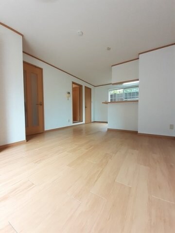 プラティーク南江戸の物件内観写真