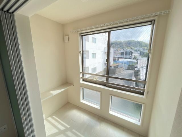 パルティール朝日ヶ丘の物件内観写真