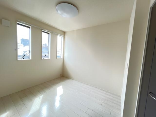 パルティール朝日ヶ丘の物件内観写真