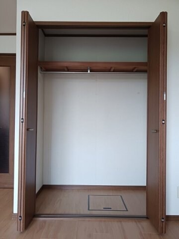 フォレスタ・Ｔ２の物件内観写真