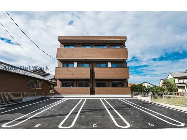 Regaliaの物件外観写真