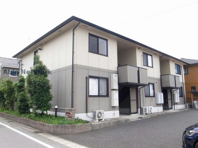 ファミール二池の物件外観写真