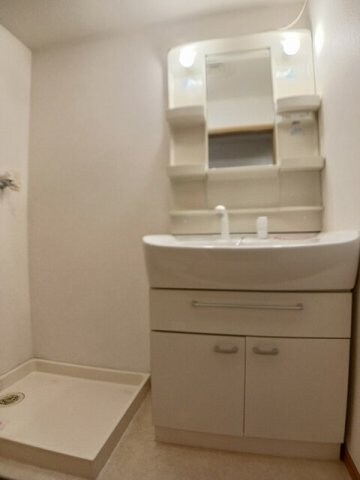 セレナ・カーサＡの物件内観写真