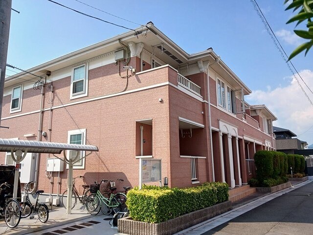 マリオン松末の物件外観写真