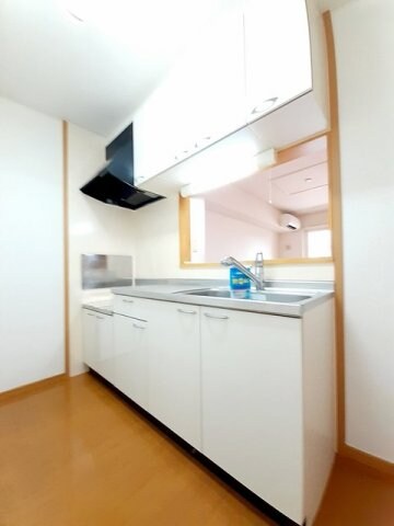 マリオン松末の物件内観写真