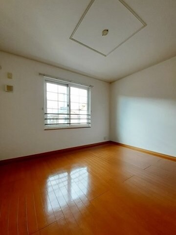 マリオン松末の物件内観写真