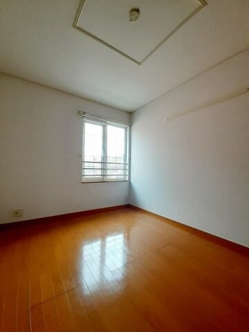 マリオン松末の物件内観写真