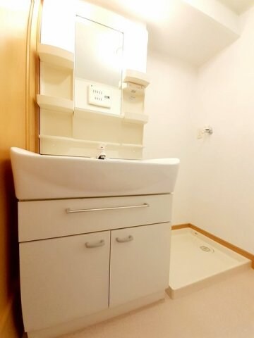 マリオン松末の物件内観写真