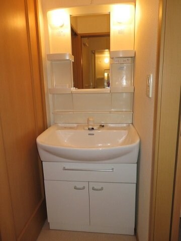 エレガンテ・プローデＢの物件内観写真