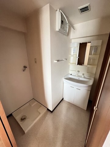 リバーサイドマンションの物件内観写真