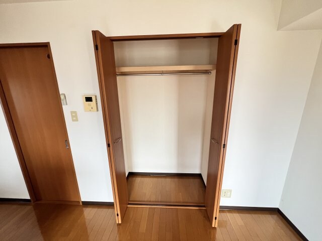 リバーサイドマンションの物件内観写真