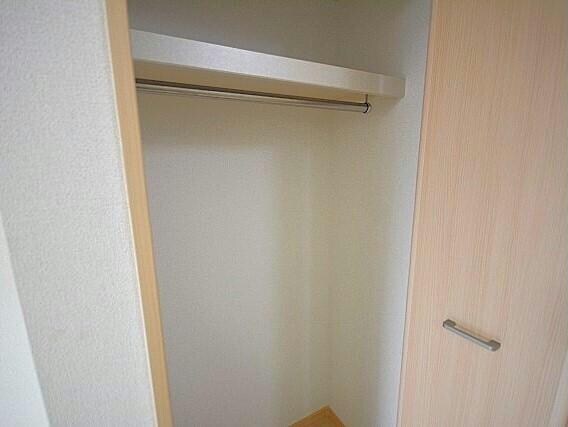 ルイシャトレ鏡の物件内観写真